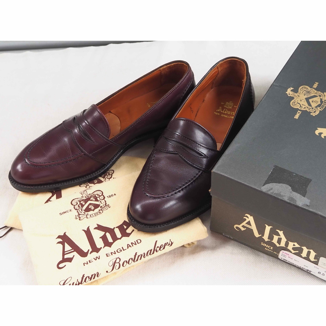 Alden(オールデン)のAlden 683  Burgundy Full Strap Slip-On メンズの靴/シューズ(ドレス/ビジネス)の商品写真