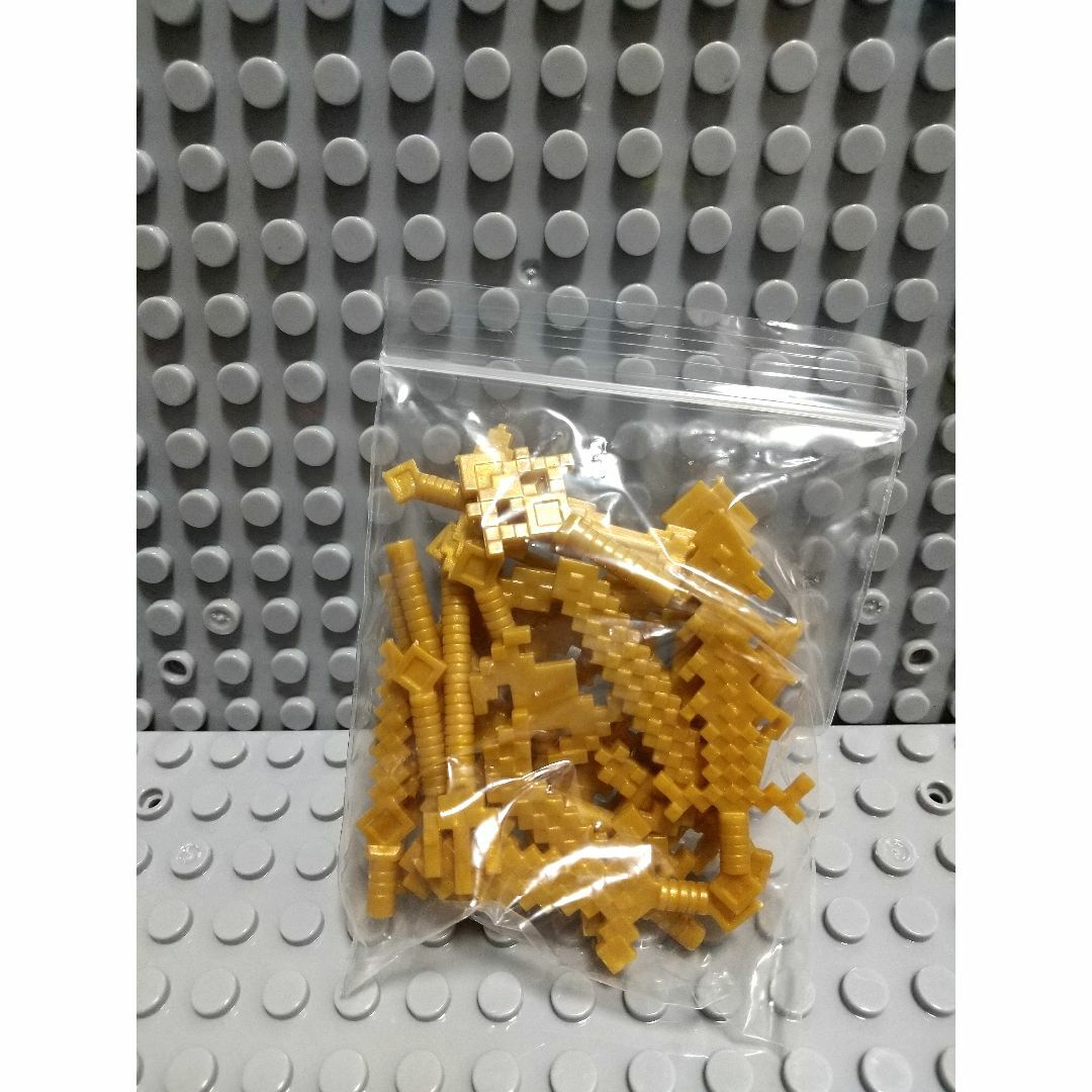 マインクラフト　ゴールデン　LEGO互換レゴ武器　インテリア　Minecraft エンタメ/ホビーのフィギュア(SF/ファンタジー/ホラー)の商品写真