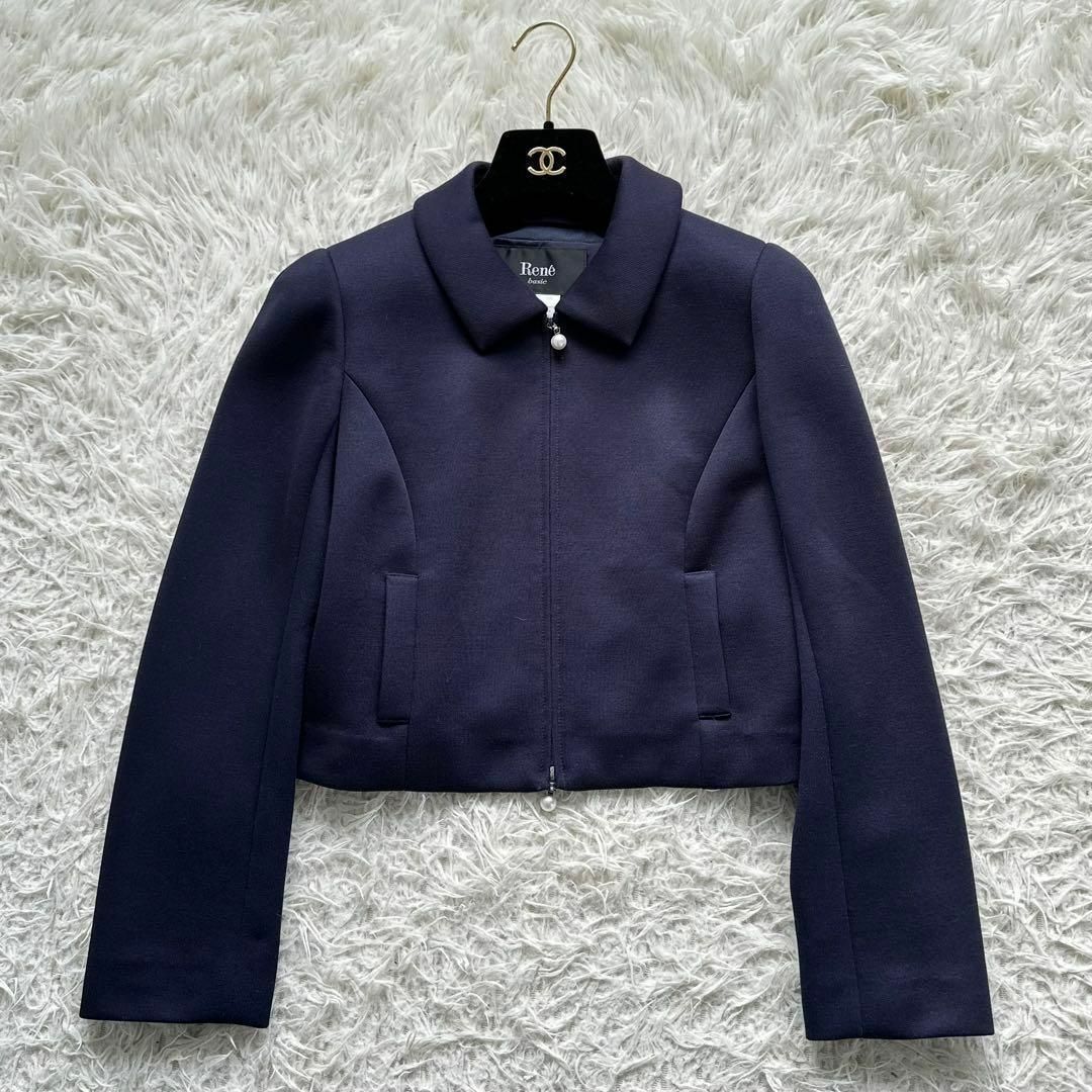 René(ルネ)のRene ルネ　2way パールジップ　ソフトジャケット　ネイビー　34 XS レディースのジャケット/アウター(テーラードジャケット)の商品写真