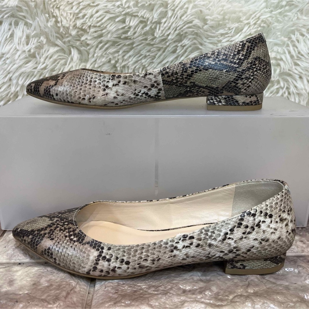 DIANA(ダイアナ)の美品　ダイアナ　パイソン　フラット　パンプス　22.5cm レディースの靴/シューズ(ハイヒール/パンプス)の商品写真