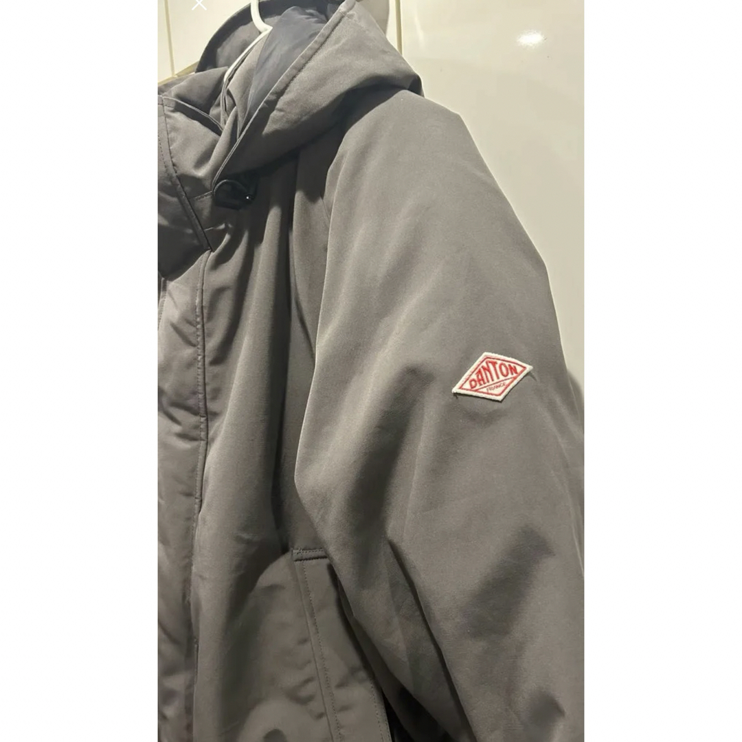 BEAMS(ビームス)の【DANTON 】 DOWN ARMY HOODED JACKET オリーブ メンズのジャケット/アウター(ダウンジャケット)の商品写真