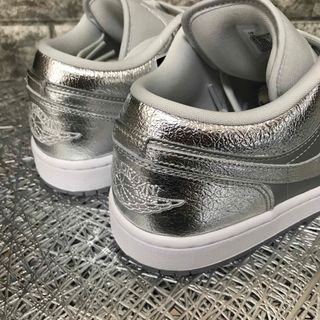 ナイキ(NIKE)のNIKE☆AIR JORDAN 1☆METALLIC SILVER☆W27cm(スニーカー)