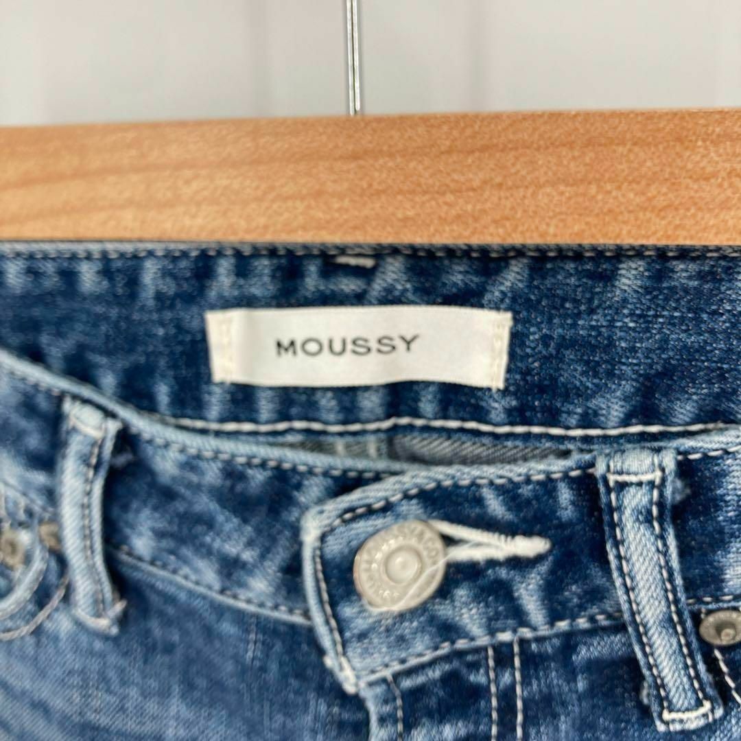 moussy(マウジー)のmoussy  Mサイズ相当　マウジー　デニム　ジーンズ　ダメージ　切りっぱなし レディースのパンツ(デニム/ジーンズ)の商品写真