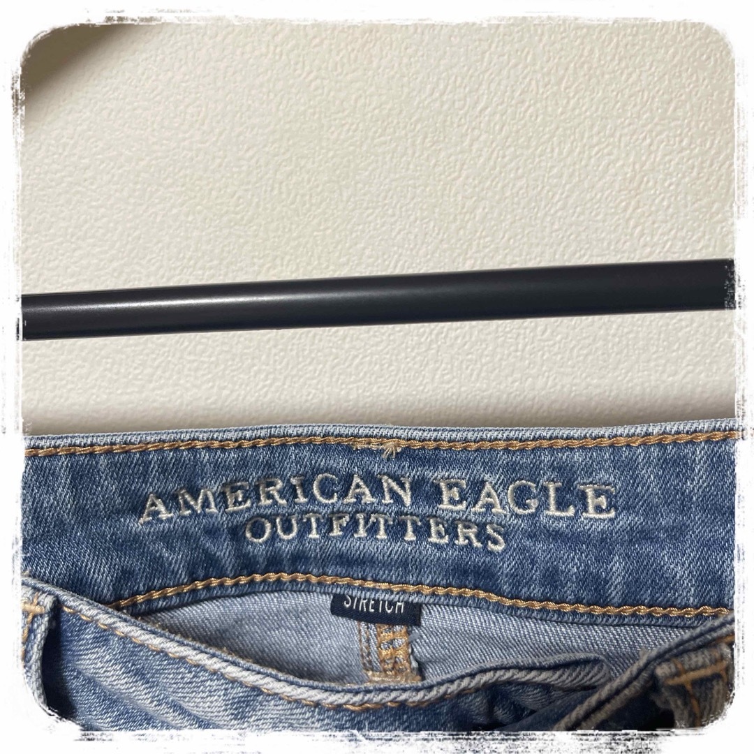 American Eagle(アメリカンイーグル)のAMERICAN ♥ ダメージ フリンジ デニム ショーパン レディースのパンツ(ショートパンツ)の商品写真