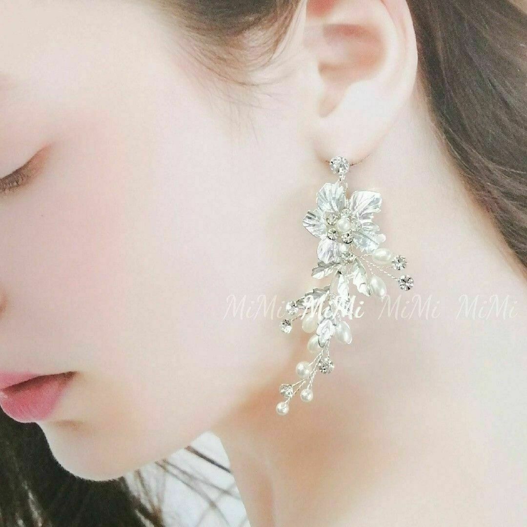 2点セット結婚式イヤリング/ピアス・ヘッドドレス ヘアアクセサリーウェディング レディースのヘアアクセサリー(その他)の商品写真