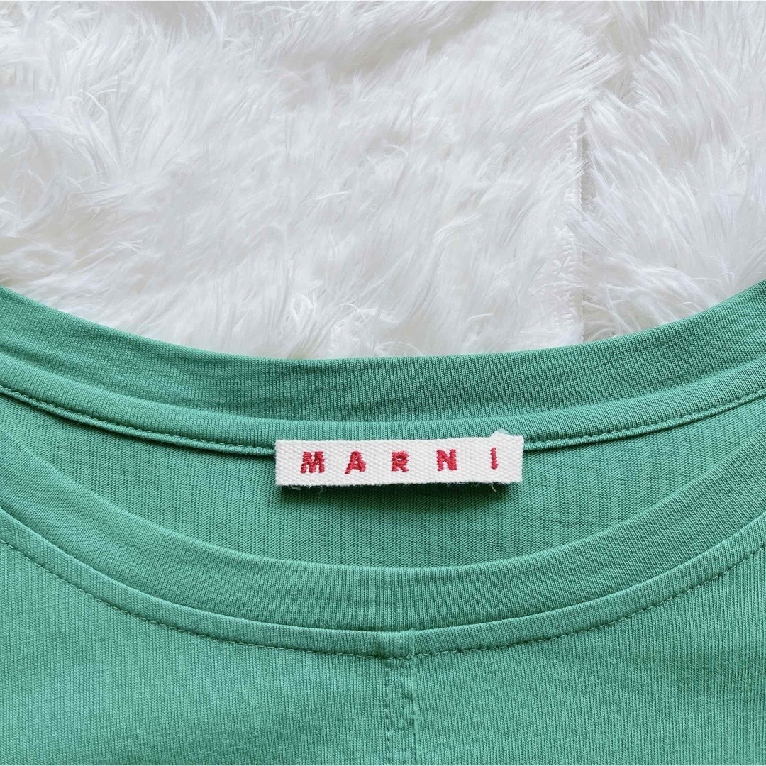 Marni(マルニ)のMARNI フリルTシャツ　コットン100% プリーツ　ネイビー　グリーン　半袖 メンズのトップス(Tシャツ/カットソー(半袖/袖なし))の商品写真