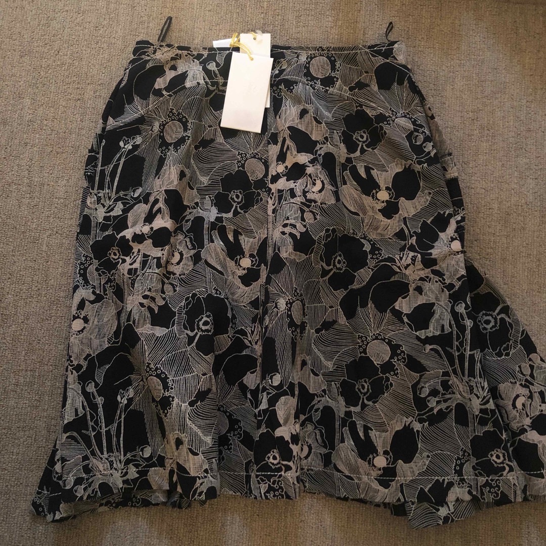 Lochie(ロキエ)のNina ricci flower skirt レディースのスカート(ミニスカート)の商品写真