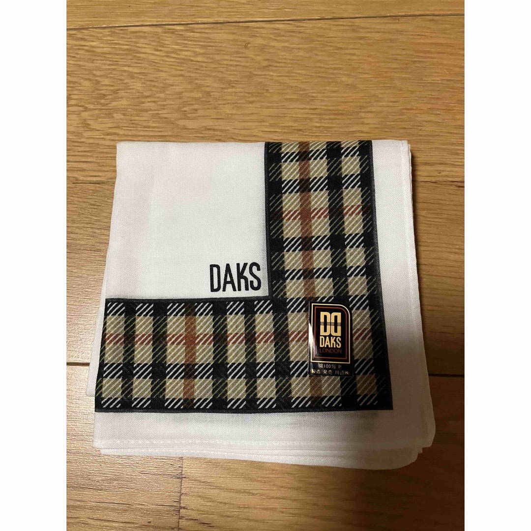 DAKS(ダックス)のDAKS(ダックス)  ハンカチ メンズのファッション小物(ハンカチ/ポケットチーフ)の商品写真