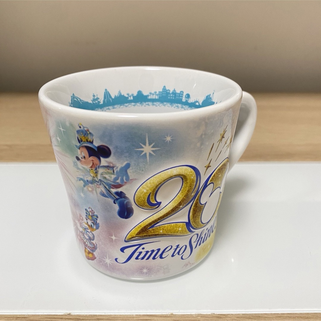 Disney(ディズニー)のディズニーシー20周年♡スーベニアマグカップ エンタメ/ホビーのおもちゃ/ぬいぐるみ(キャラクターグッズ)の商品写真