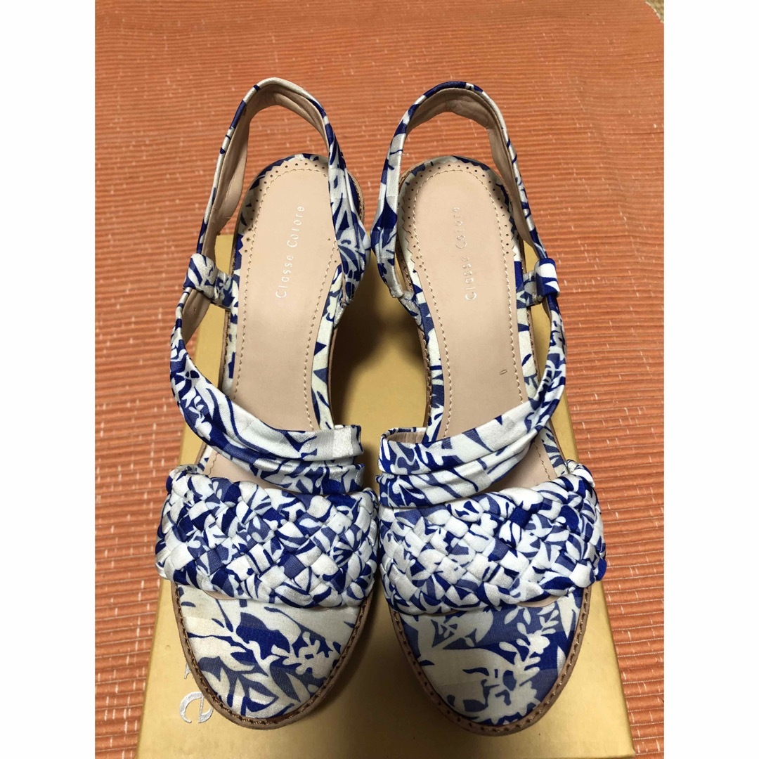 クラッセ コローレ Classe Colore 青×白　サンダル　24cm レディースの靴/シューズ(サンダル)の商品写真