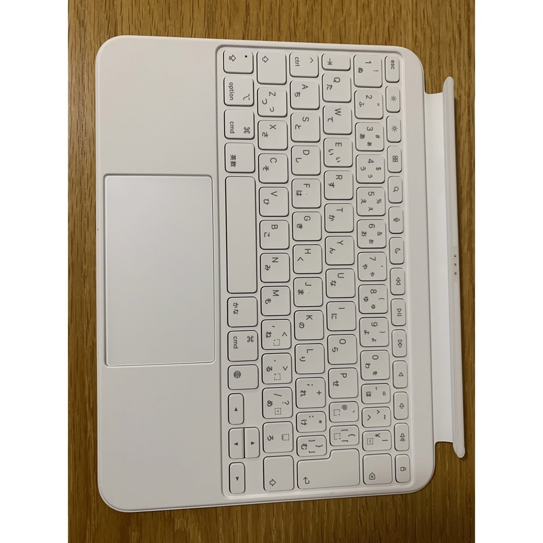 Apple(アップル)のApple iPad 第10世代 Magic Keyboard Folio＿1 スマホ/家電/カメラのPC/タブレット(PC周辺機器)の商品写真