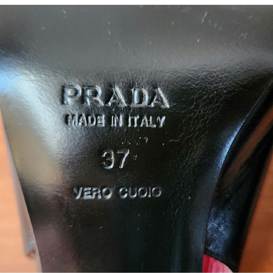 PRADA(プラダ)のPRADAプラダハイヒール レディースの靴/シューズ(ハイヒール/パンプス)の商品写真