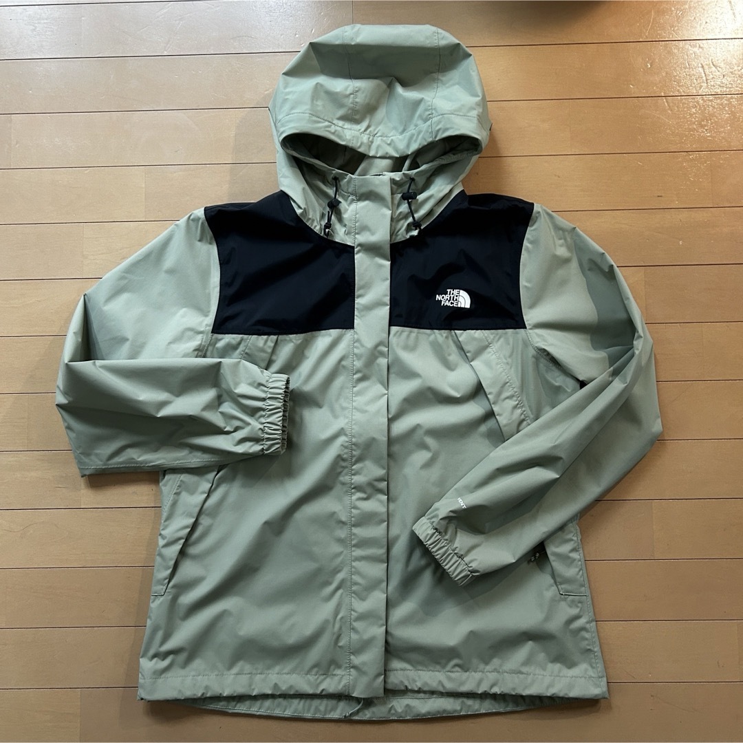 THE NORTH FACE(ザノースフェイス)のザ ノースフェイス ウィメンズ  L ジャンパー ナイロンジャンパー バイカラー レディースのジャケット/アウター(ナイロンジャケット)の商品写真