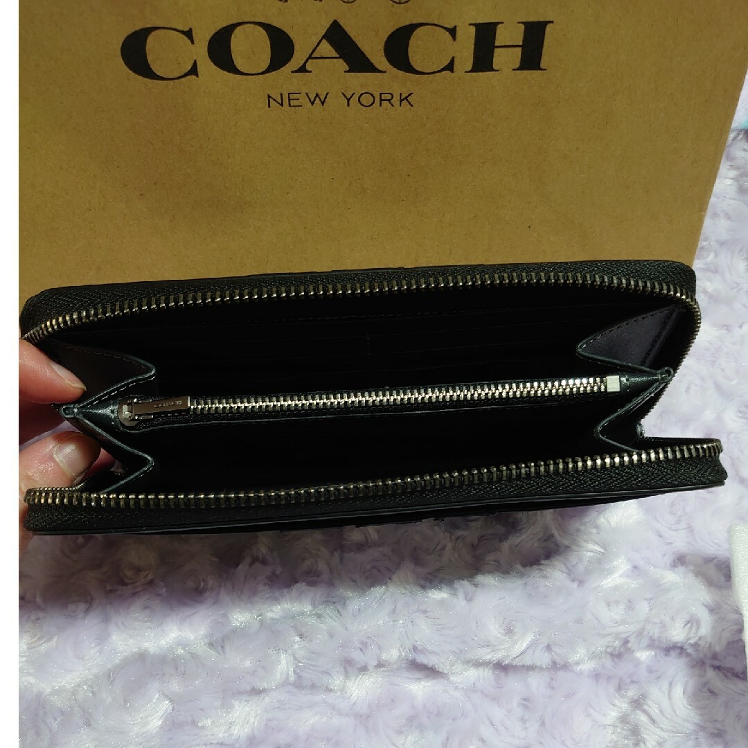 COACH(コーチ)のCOACH　新品　未使用　メンズ　長財布 メンズのファッション小物(長財布)の商品写真