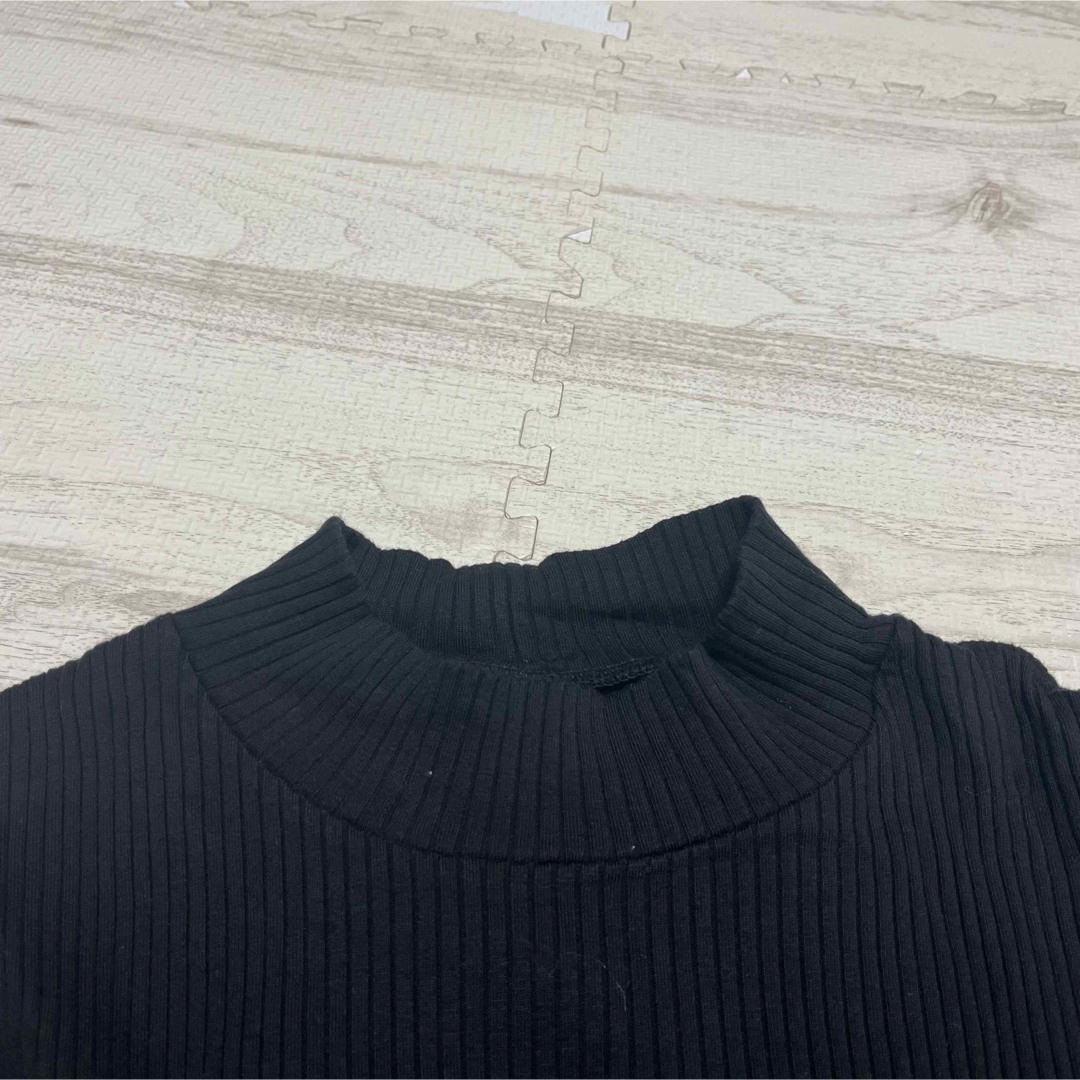 UNIQLO(ユニクロ)のUNIQLO リブハイネックT 黒 XLサイズ レディースのトップス(Tシャツ(長袖/七分))の商品写真