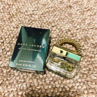 マークジェイコブス(MARC JACOBS)のMARC JACOBS DECADENCE(香水(女性用))