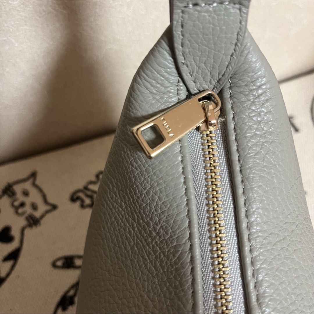 Furla(フルラ)のフルラ　ネット　ミニ　ホーボー　ワンハンドル レディースのバッグ(ハンドバッグ)の商品写真