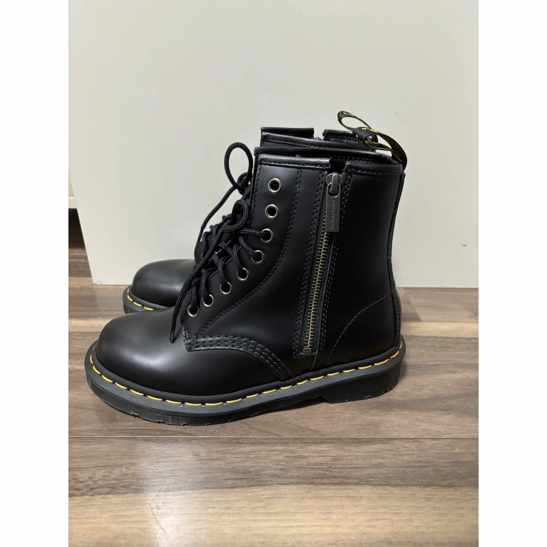 Dr.Martens(ドクターマーチン)のドクターマーチン　8ブーツ　新品未使用 レディースの靴/シューズ(ブーツ)の商品写真