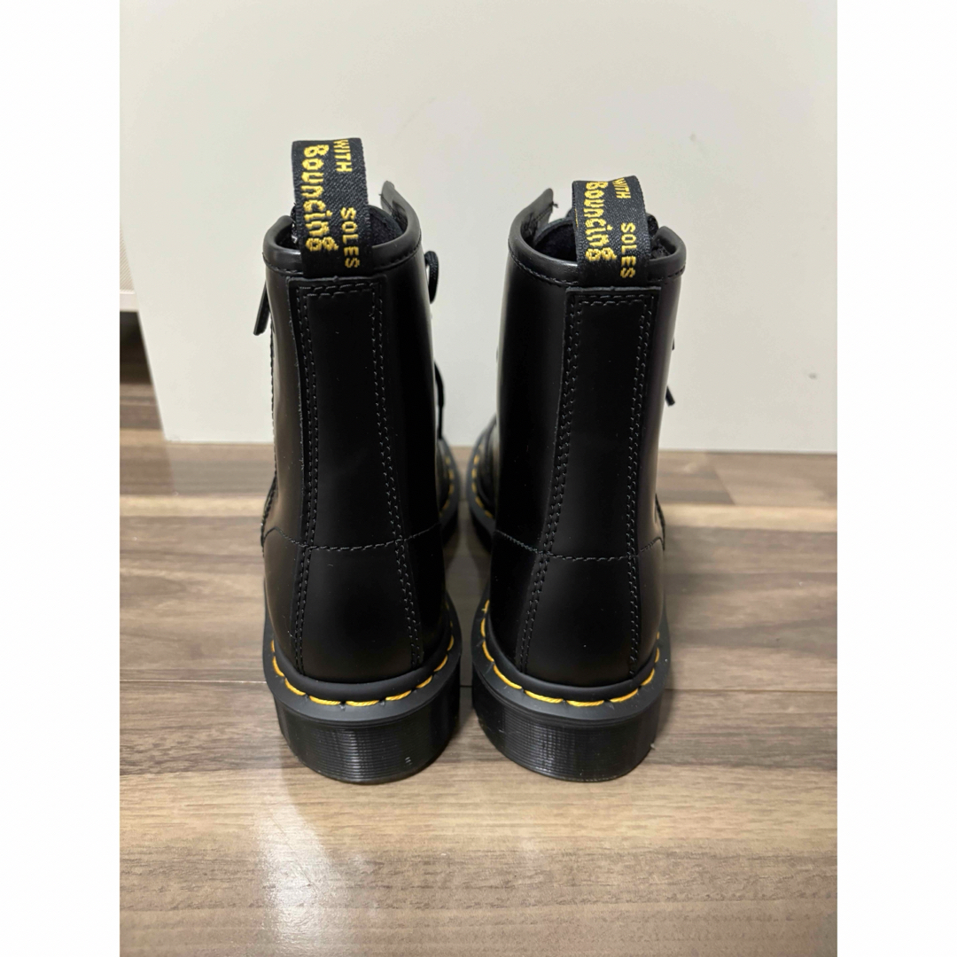 Dr.Martens(ドクターマーチン)のドクターマーチン　8ブーツ　新品未使用 レディースの靴/シューズ(ブーツ)の商品写真