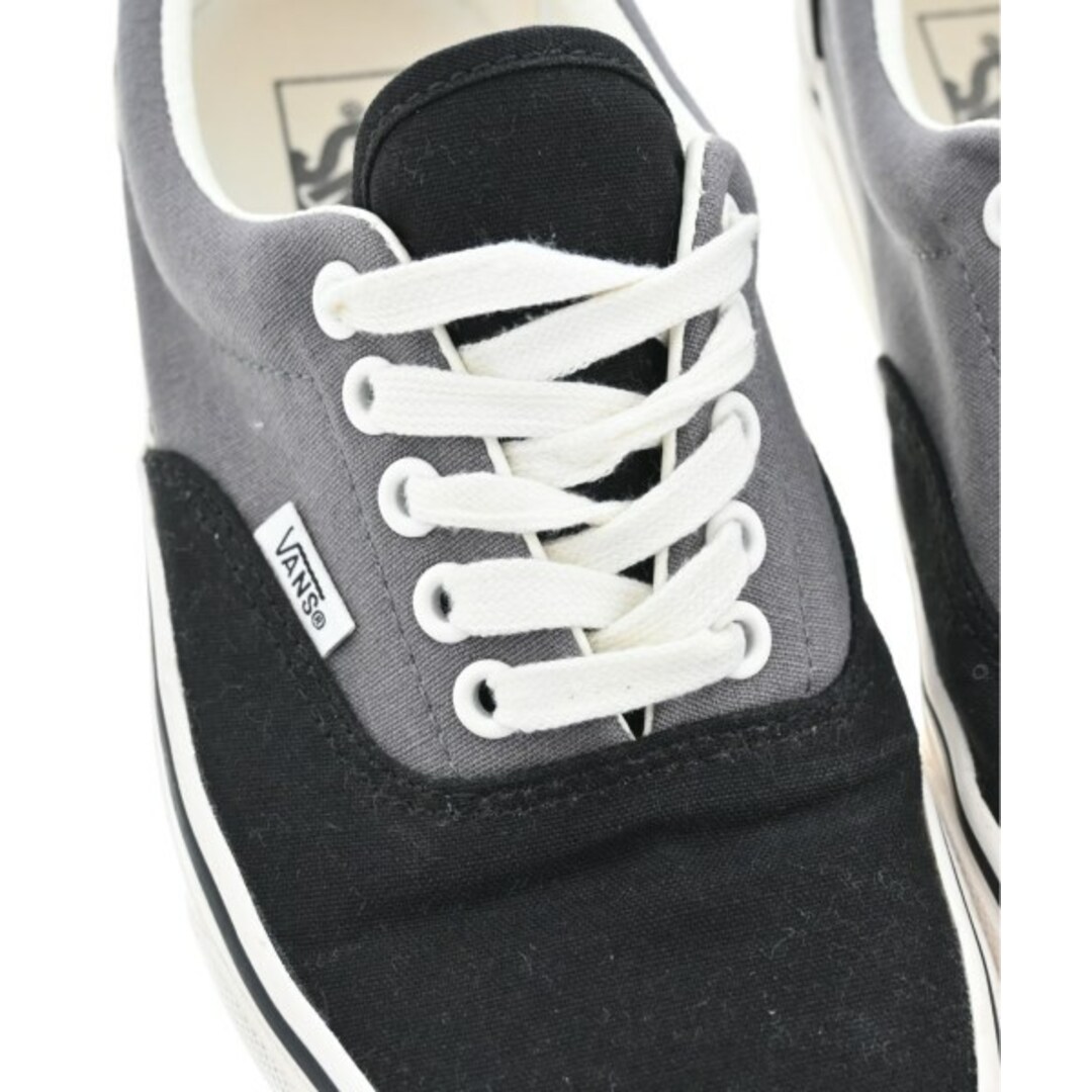 VANS(ヴァンズ)のVANS バンズ スニーカー 24.5cm グレーx黒 【古着】【中古】 レディースの靴/シューズ(スニーカー)の商品写真