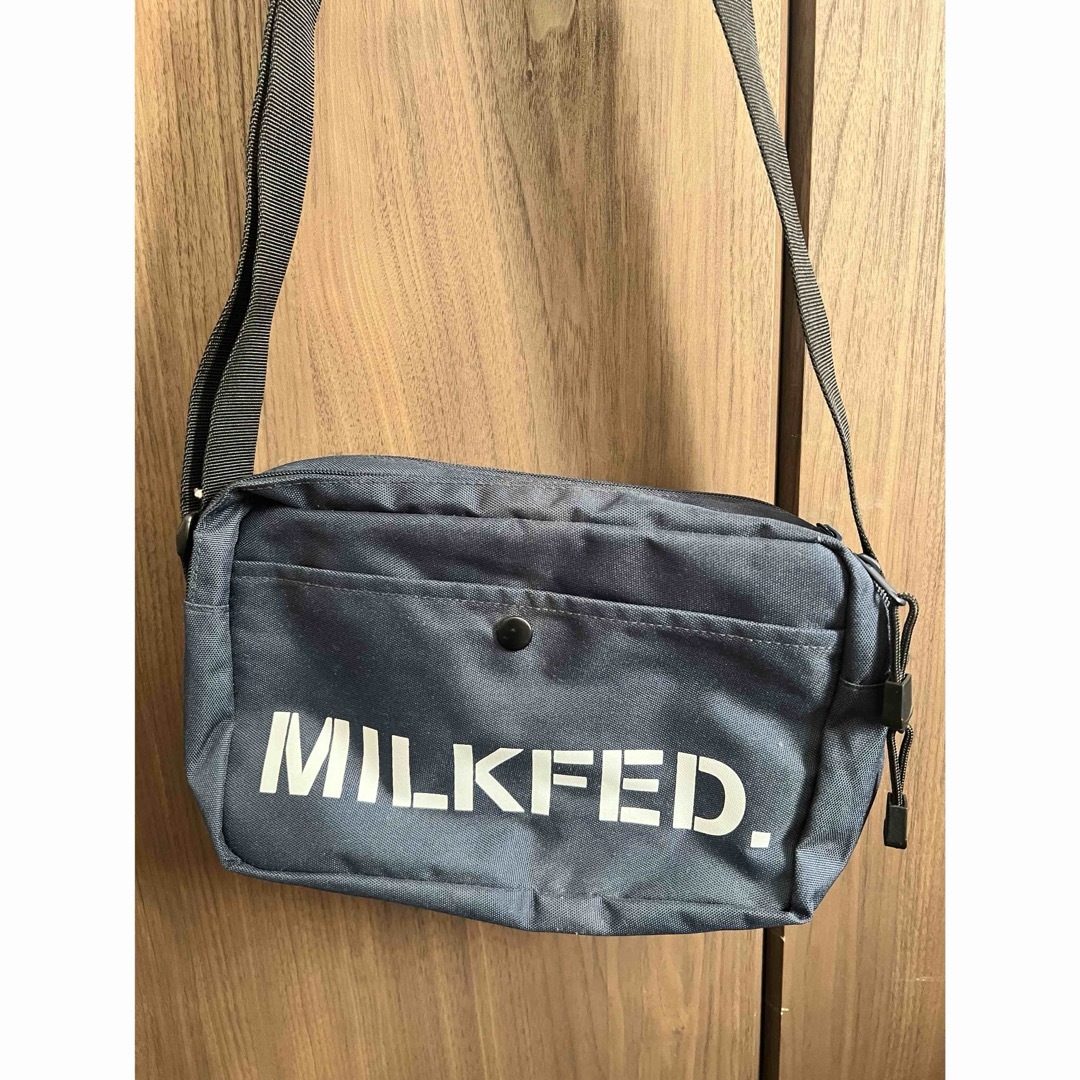 MILKFED.(ミルクフェド)の【美品】ミルクフェドショルダーバッグ レディースのバッグ(ショルダーバッグ)の商品写真