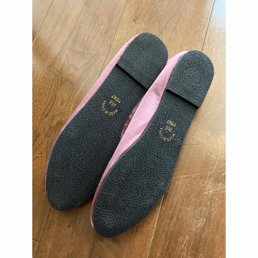 Menue(メヌエ)の新品　パンプス　ピンク　Menue 24センチ L    フラットシューズ レディースの靴/シューズ(バレエシューズ)の商品写真