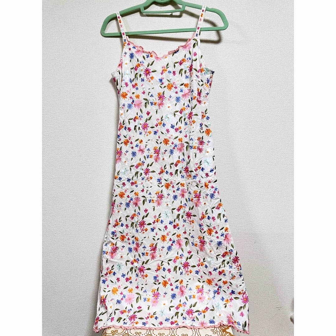 LAURA ASHLEY - ☆美品☆ローラアシュレイ LAURAASHLEY☆花柄 LAURA ASHLEY - ☆美品☆ローラアシュレイ LAURAASHLEY☆花柄