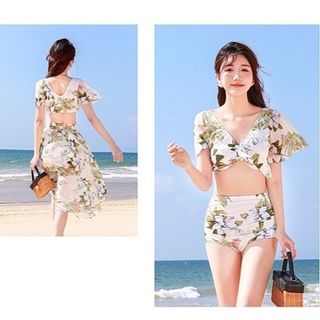 【話題商品‼】３点セット　水着　セパレート　ホワイト　花柄　海　パレオ　(水着)