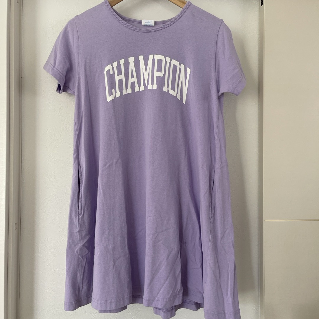 Champion(チャンピオン)のチャンピオン　キッズワンピース　150センチ　 キッズ/ベビー/マタニティのキッズ服女の子用(90cm~)(ワンピース)の商品写真