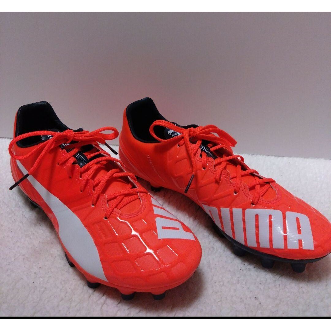 PUMA(プーマ)のPUMA EVO SPEED 1.4  サッカースパイク 26cm スポーツ/アウトドアのサッカー/フットサル(シューズ)の商品写真