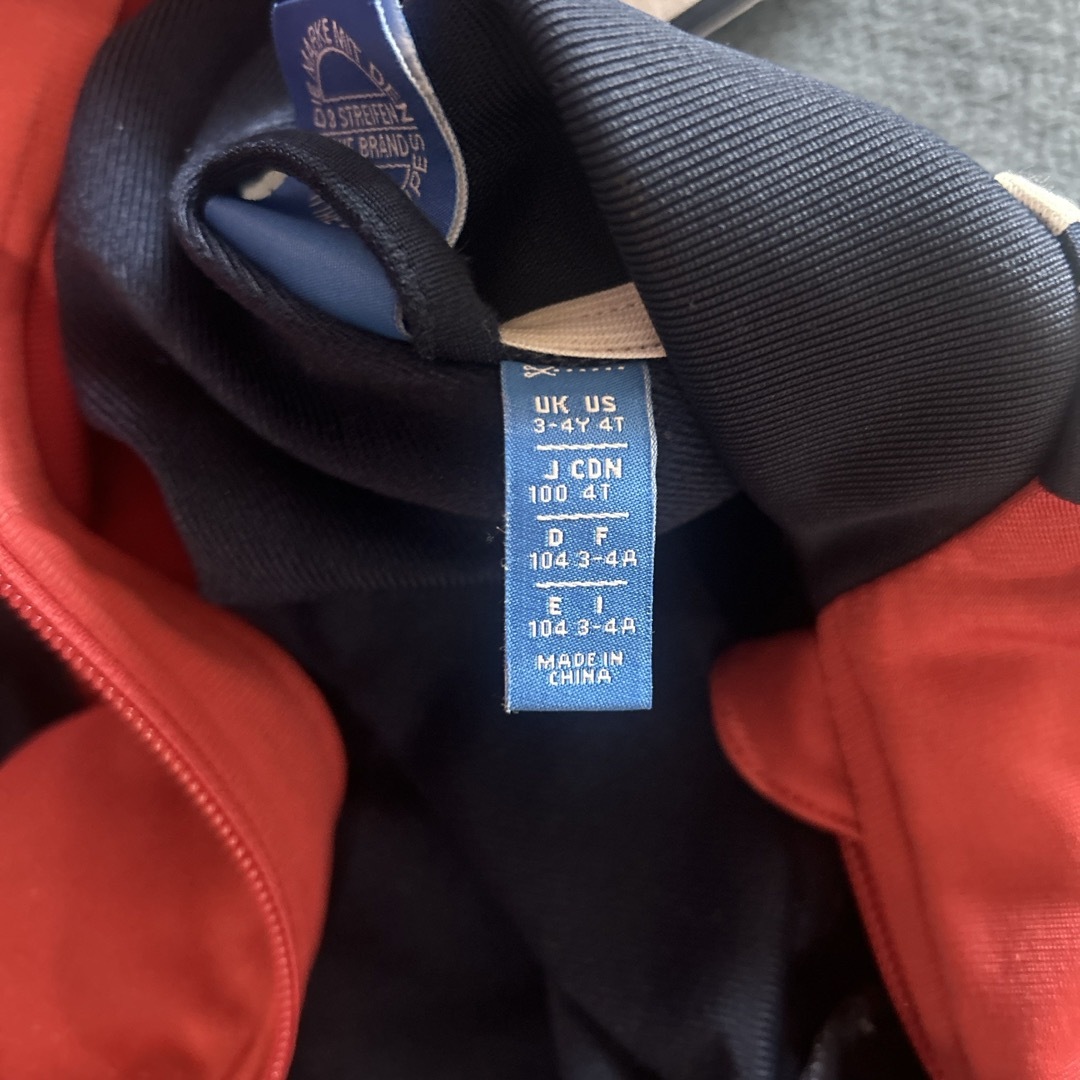 adidas(アディダス)のアディダス  ジャージ　上 キッズ/ベビー/マタニティのキッズ服男の子用(90cm~)(その他)の商品写真