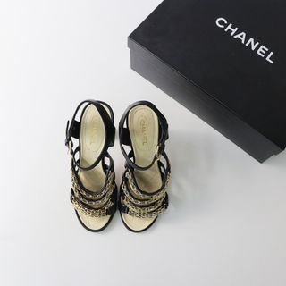 シャネル(CHANEL)の極美品 シャネル CHANEL G31732 ミニココマーク付 チェーンモチーフ アンクルストラップサンダル 36C(約23cm)//ブラック【2400013866941】(サンダル)