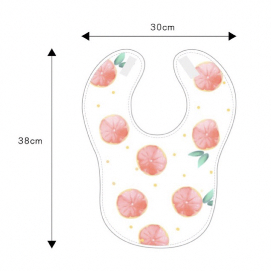 お食事エプロン 保育園 立体ポケット マジックテープ ベビー 赤ちゃん 離乳食 キッズ/ベビー/マタニティの授乳/お食事用品(お食事エプロン)の商品写真