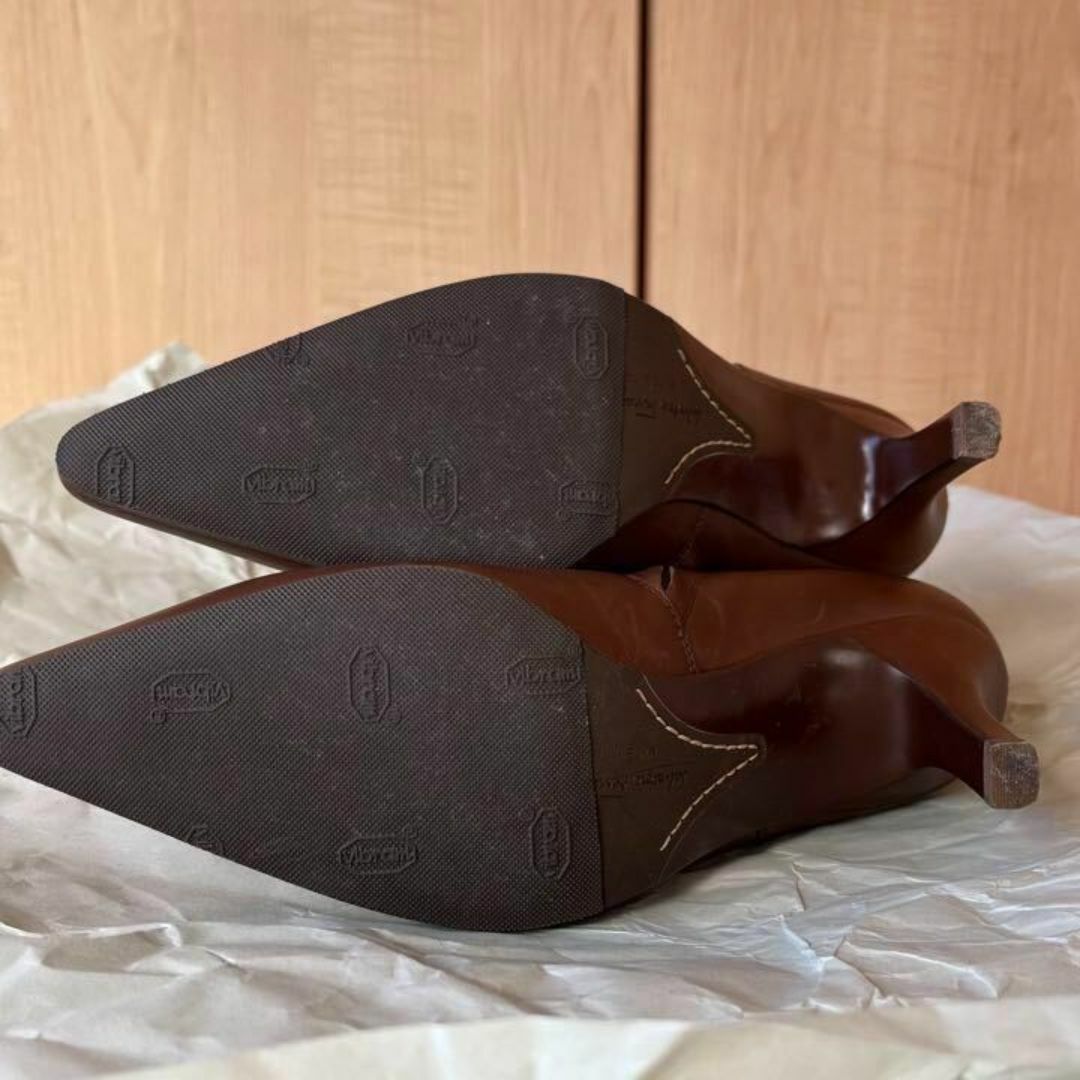Salvatore Ferragamo(サルヴァトーレフェラガモ)のサルヴァトーレ フェラガモ ガンチーニ レザー ブーツ　7.5 レディースの靴/シューズ(ブーツ)の商品写真