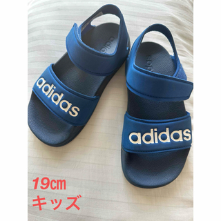 アディダス(adidas)のadidasキッズサンダル19㎝(サンダル)