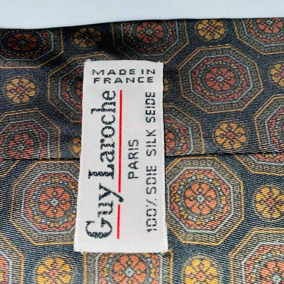 Guy Laroche(ギラロッシュ)のGuy Laroche ギラロッシュ　シルクネクタイ　高級　総柄　フランス製　黒 メンズのファッション小物(ネクタイ)の商品写真