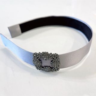 【極美品】DECOLLTE ACCESSORY カチューシャ グレージュ(カチューシャ)