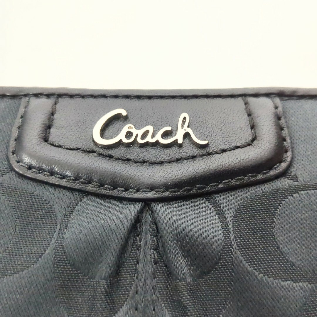 COACH(コーチ)のCOACH　コーチ長財布　ラウンドファスナー レディースのファッション小物(財布)の商品写真