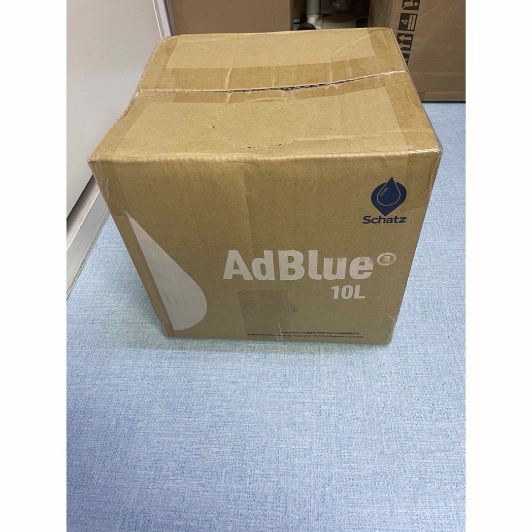 相原産業　10L schatz AdBlue アドブルー （ノズル付属） 自動車/バイクの自動車(メンテナンス用品)の商品写真