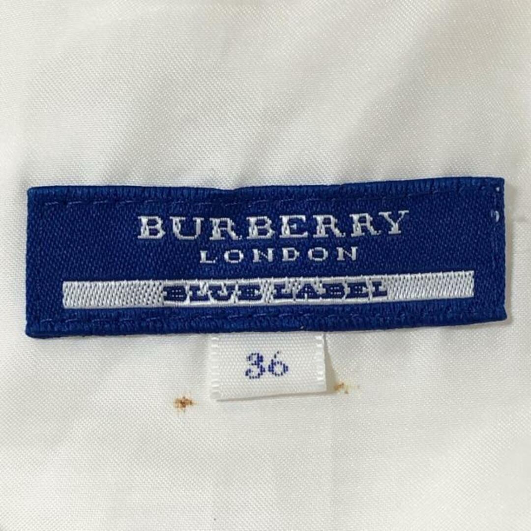 BURBERRY BLUE LABEL(バーバリーブルーレーベル)のBurberry Blue Label(バーバリーブルーレーベル) ワンピース サイズ36 S レディース - 白 クルーネック/ノースリーブ/ひざ丈 レディースのワンピース(その他)の商品写真