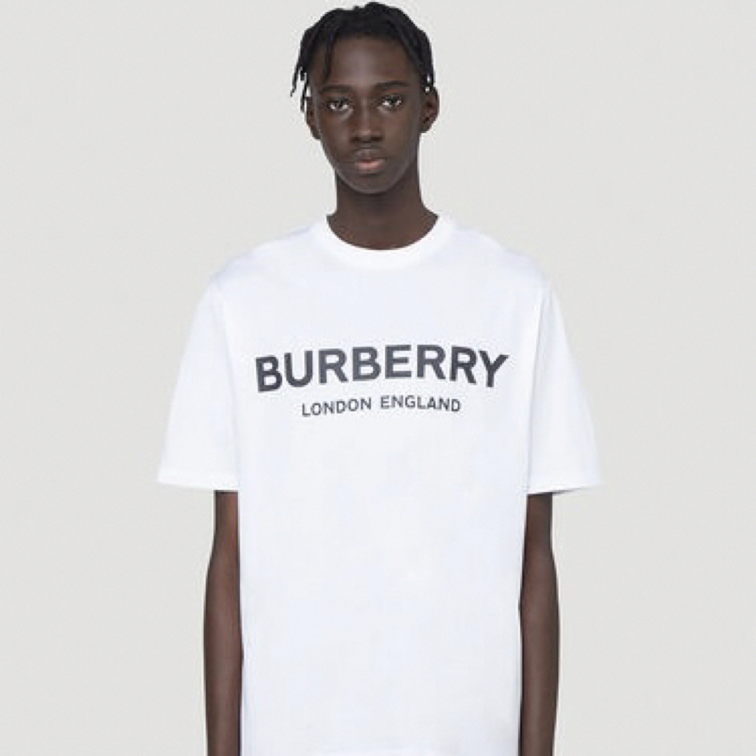 BURBERRY(バーバリー)のバーバリーロンドンイングランド ユニセックス フロントロゴ 半袖  TシャツXS メンズのトップス(Tシャツ/カットソー(半袖/袖なし))の商品写真