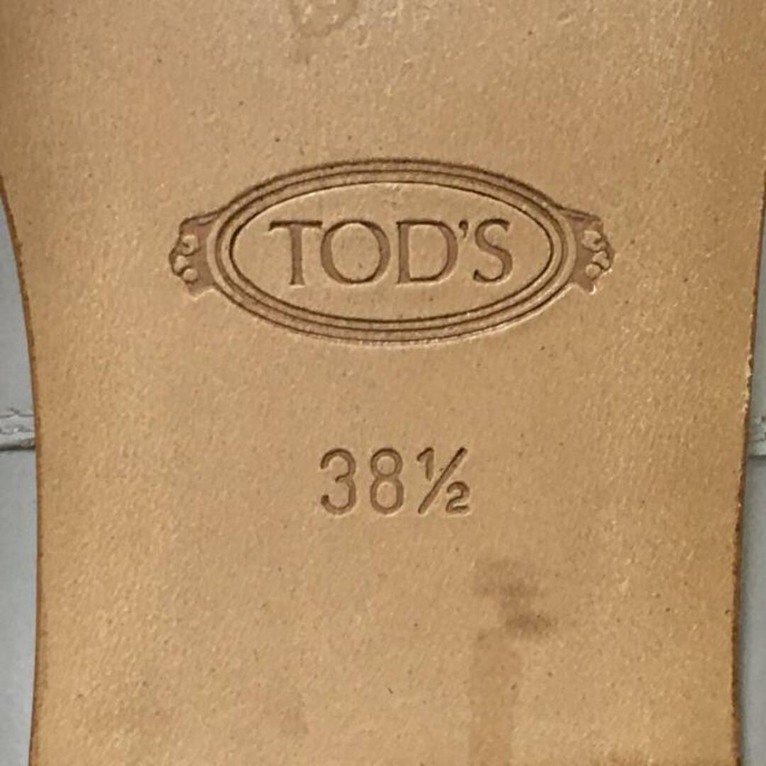 TOD'S(トッズ)のTOD'S(トッズ) ショートブーツ 38 1/2 レディース - ライトグレー サイドゴア レザー レディースの靴/シューズ(ブーツ)の商品写真