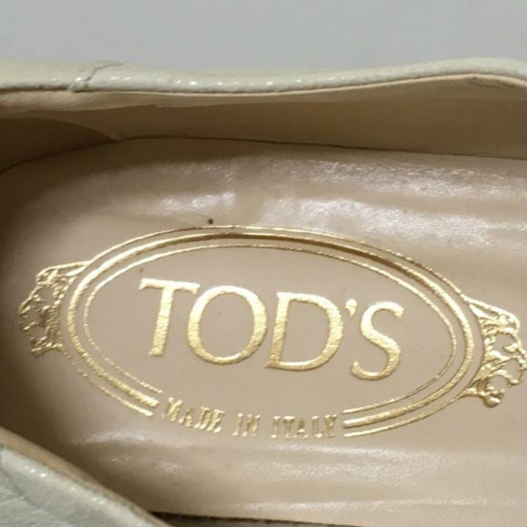 TOD'S(トッズ)のTOD'S(トッズ) シューズ 38 1/2 レディース - アイボリー レースアップ レザー レディースの靴/シューズ(その他)の商品写真