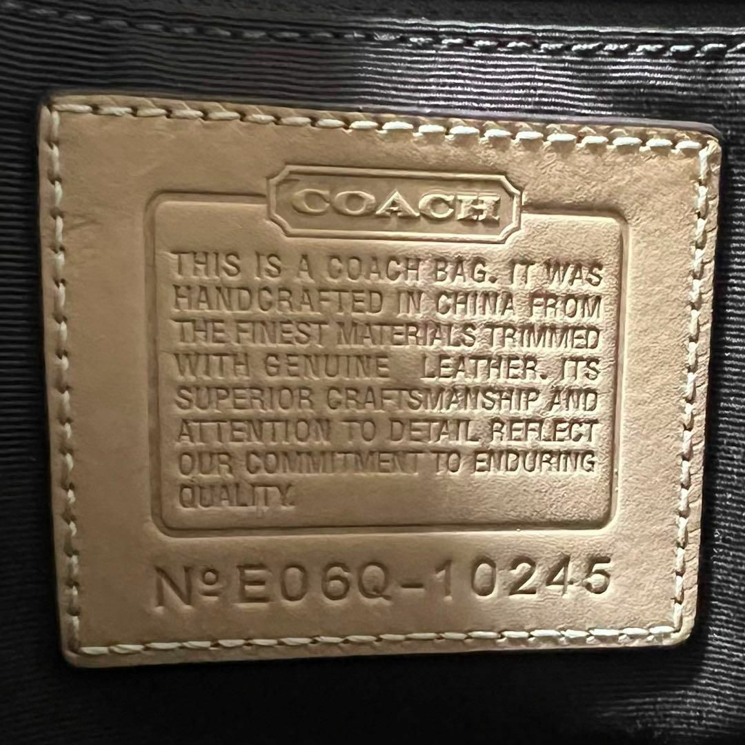 COACH(コーチ)の良品　コーチ　ショルダーバッグ　トートバッグ　シグネチャー　キャンバス　肩掛け レディースのバッグ(ショルダーバッグ)の商品写真