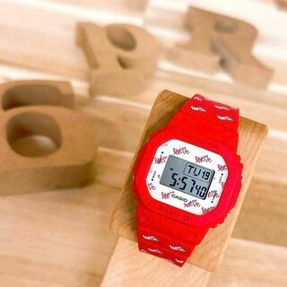 稀少【カシオ】ラバーズコレクション ベビージー 腕時計BGD-560LH 赤