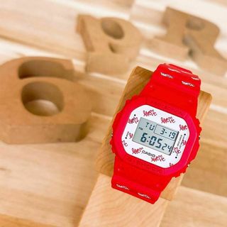 G-SHOCK - レア【カシオ】ラバーズコレクション ジーショック 腕時計DW-5600LH 赤