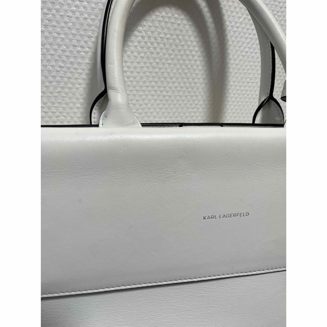 Karl Lagerfeld(カールラガーフェルド)のkarl lagerfeld カールラガーフェルド　バック　ホワイト レディースのバッグ(トートバッグ)の商品写真