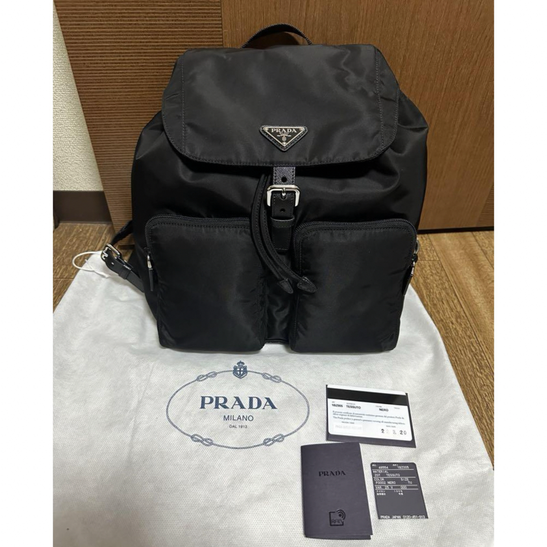 PRADA(プラダ)のプラダ　ナイロンサフィアーノレザー　リュック　黒 レディースのバッグ(リュック/バックパック)の商品写真
