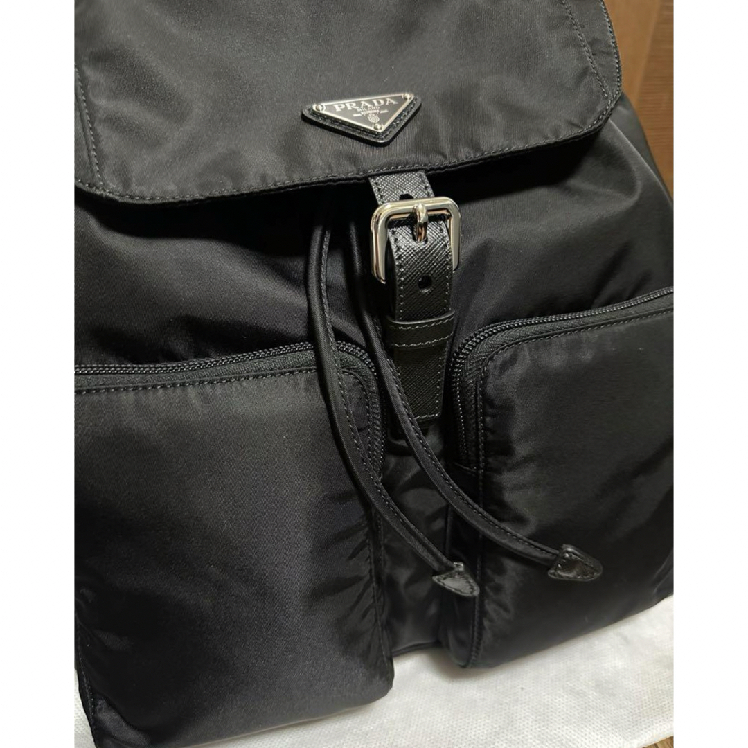 PRADA(プラダ)のプラダ　ナイロンサフィアーノレザー　リュック　黒 レディースのバッグ(リュック/バックパック)の商品写真