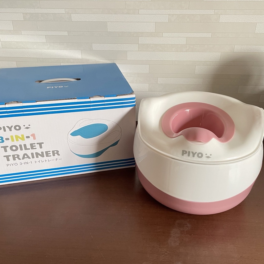 PIYO 3in1トイレトレーナー　おまる　ピンク　美品 キッズ/ベビー/マタニティのおむつ/トイレ用品(ベビーおまる)の商品写真